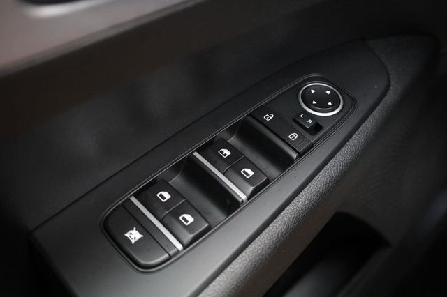 2024 Kia Forte LXS - 23052452 - 30