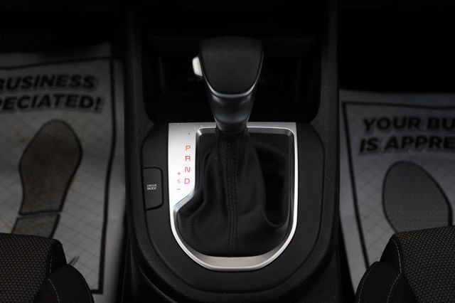 2024 Kia Forte LXS - 23052452 - 36
