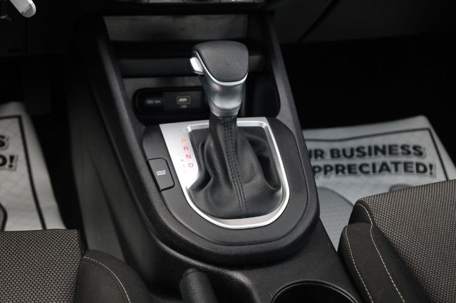 2024 Kia Forte LXS - 23052452 - 37