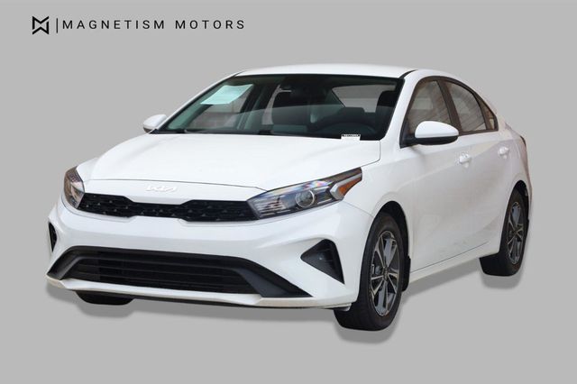 2024 Kia Forte LXS - 23052452 - 3