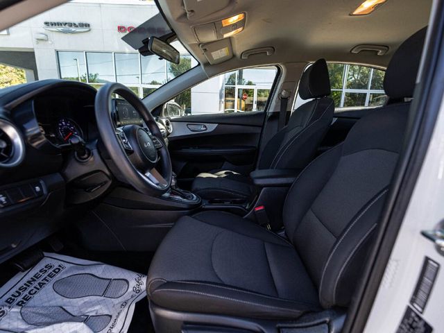 2024 Kia Forte LXS - 23082139 - 26