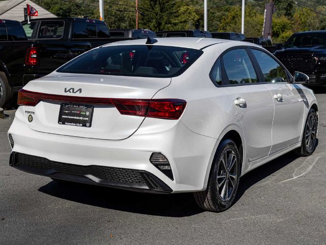 2024 Kia Forte LXS - 23082139 - 3