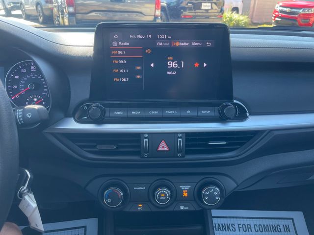 2024 Kia Forte LXS - 22932038 - 13