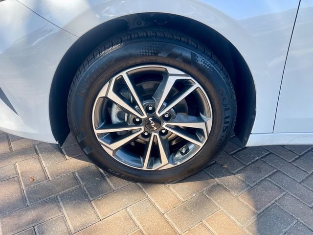 2024 Kia Forte LXS - 22932038 - 7
