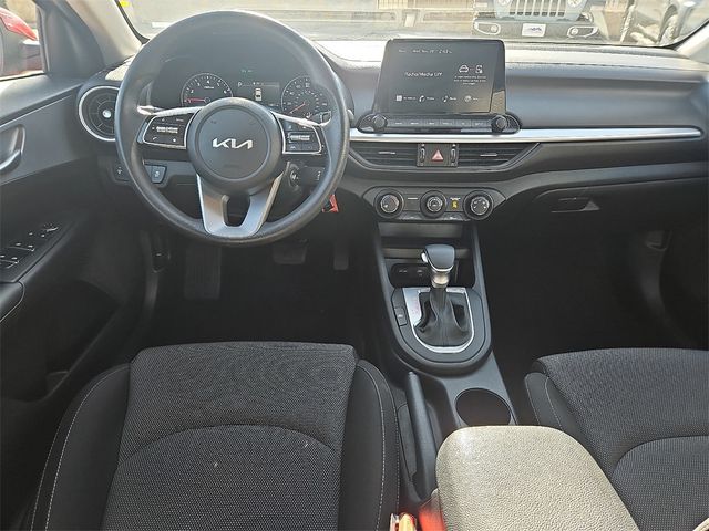 2024 Kia Forte LXS IVT - 22942853 - 7