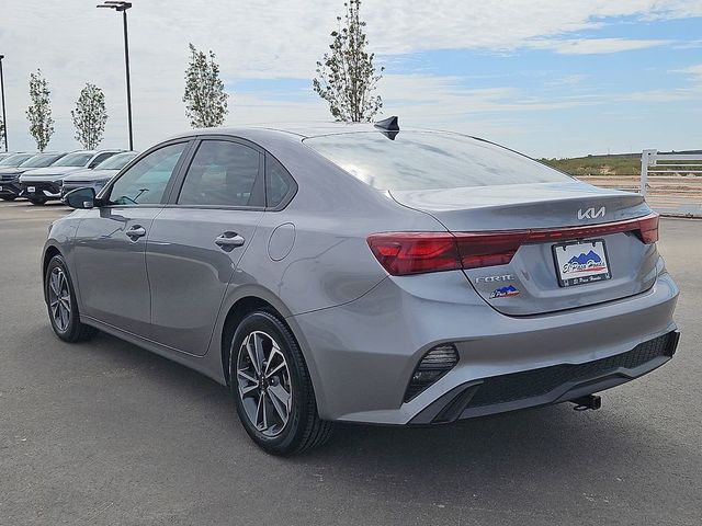 2024 Kia Forte LXS IVT - 23084374 - 3