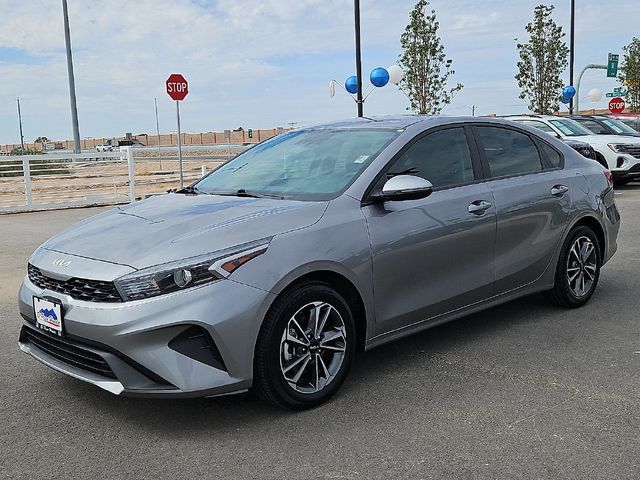2024 Kia Forte LXS IVT - 23084374 - 5