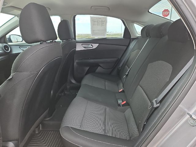 2024 Kia Forte LXS IVT - 23084374 - 6