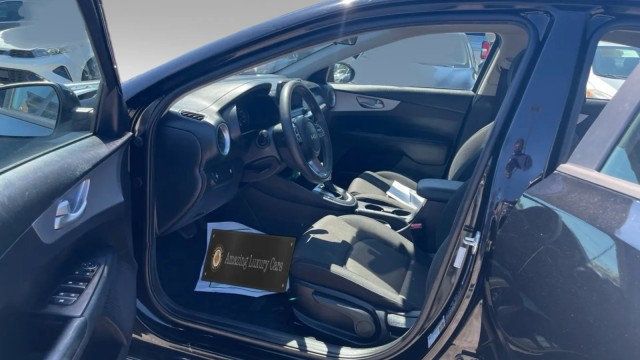 2024 Kia Forte LXS IVT - 23033054 - 11