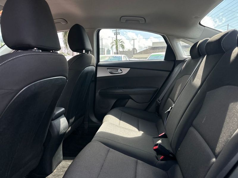 2024 Kia Forte LXS IVT - 22972515 - 14