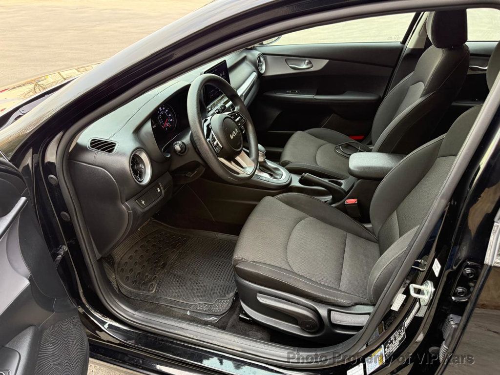 2024 Kia Forte LXS IVT - 22990070 - 7
