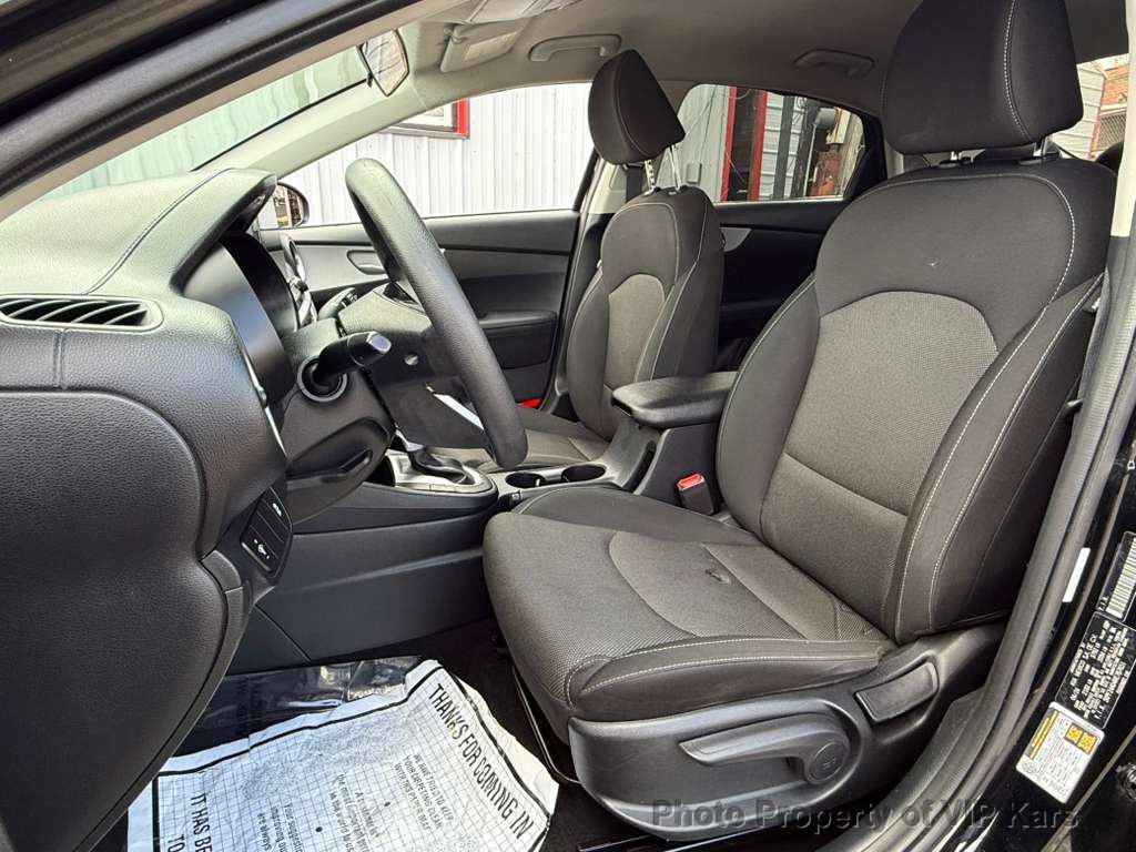 2024 Kia Forte LXS IVT - 23004910 - 15