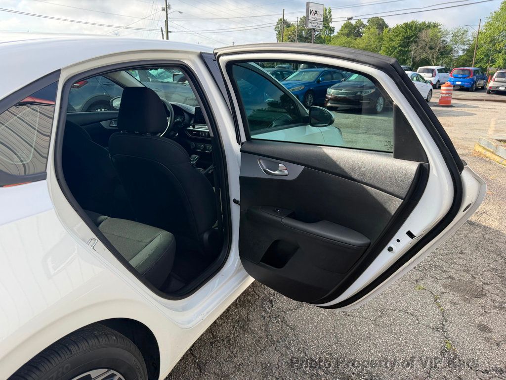 2024 Kia Forte LXS IVT - 23043036 - 13