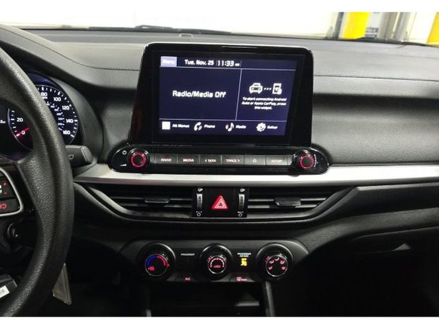 2024 Kia Forte LXS IVT - 22952998 - 8