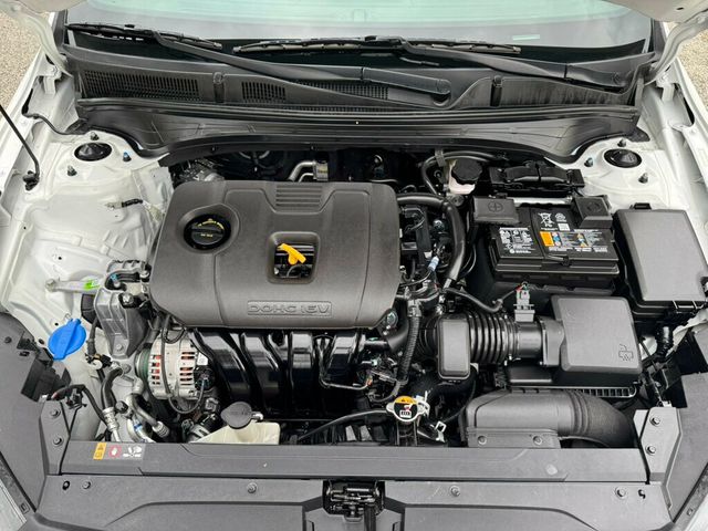 2024 Kia Forte LXS IVT - 22972434 - 8