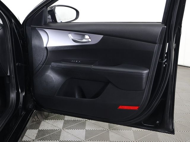 2024 Kia Forte LXS IVT - 22946075 - 20