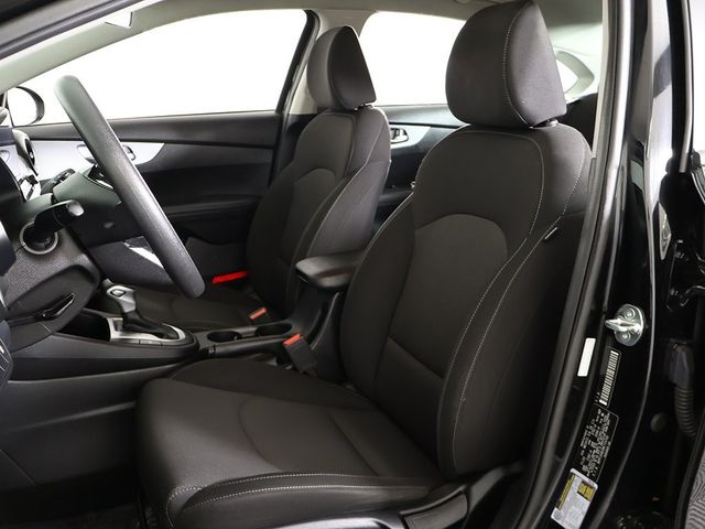 2024 Kia Forte LXS IVT - 22946075 - 25