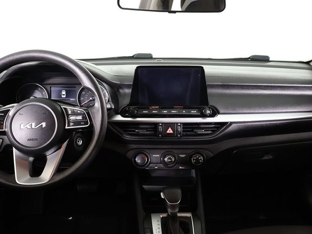 2024 Kia Forte LXS IVT - 22946075 - 36