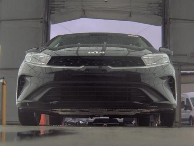 2024 Kia Forte LXS IVT - 22946075 - 3