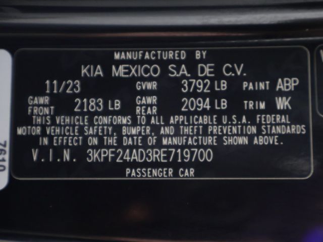 2024 Kia Forte LXS IVT - 22946075 - 44