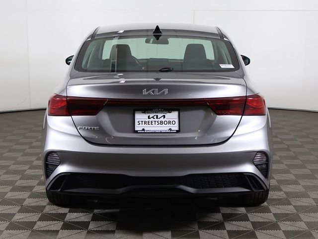 2024 Kia Forte LXS IVT - 22950451 - 9