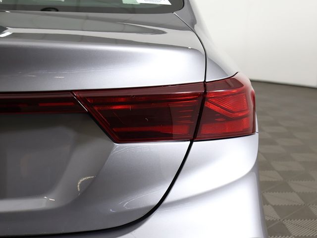 2024 Kia Forte LXS IVT - 22950451 - 13