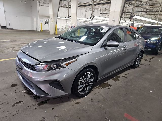 2024 Kia Forte LXS IVT - 22950451 - 1