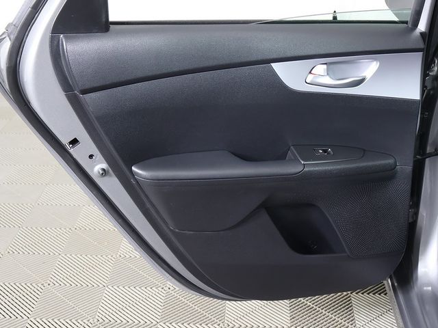 2024 Kia Forte LXS IVT - 22950451 - 21