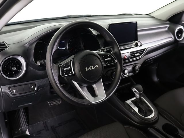 2024 Kia Forte LXS IVT - 22950451 - 23