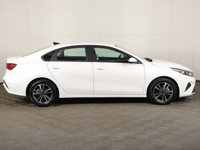 2024 Kia Forte LXS IVT - 22955741 - 15