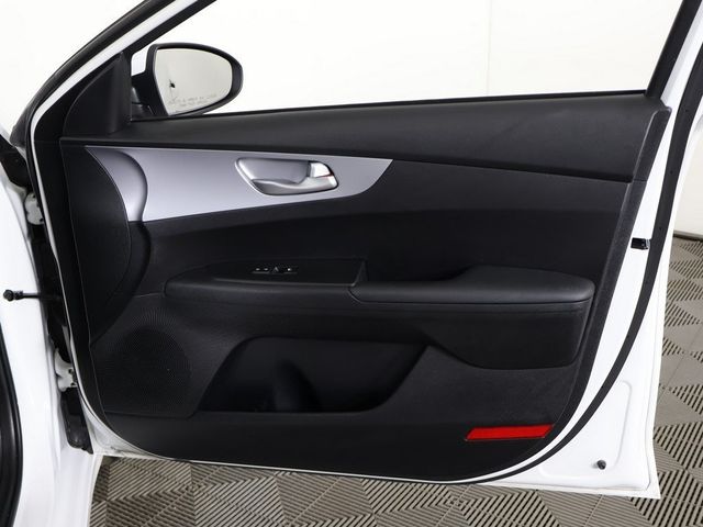 2024 Kia Forte LXS IVT - 22955741 - 20