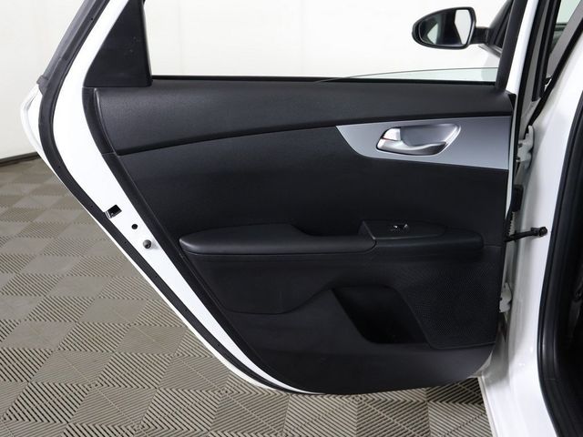 2024 Kia Forte LXS IVT - 22955741 - 21