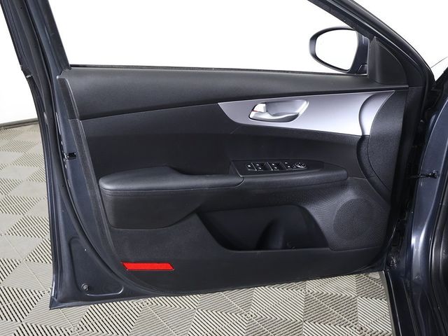 2024 Kia Forte LXS IVT - 22976494 - 20