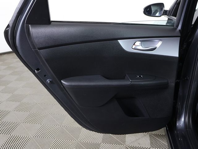 2024 Kia Forte LXS IVT - 22976494 - 22