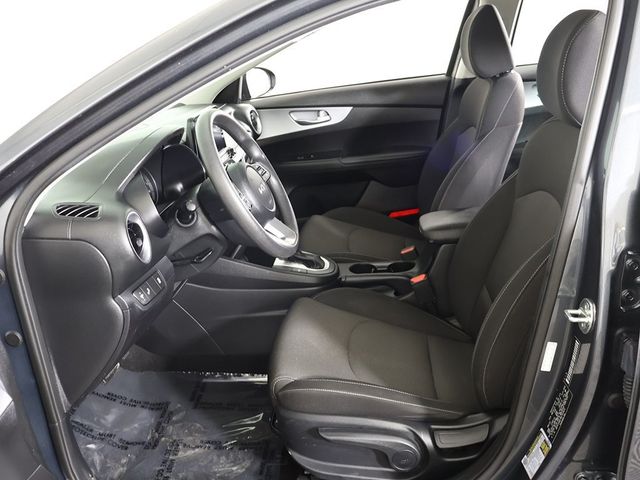 2024 Kia Forte LXS IVT - 22976494 - 28