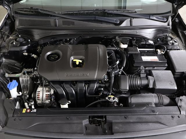 2024 Kia Forte LXS IVT - 22994180 - 17