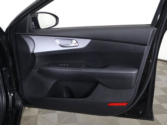 2024 Kia Forte LXS IVT - 22994180 - 20