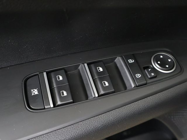 2024 Kia Forte LXS IVT - 22994180 - 32