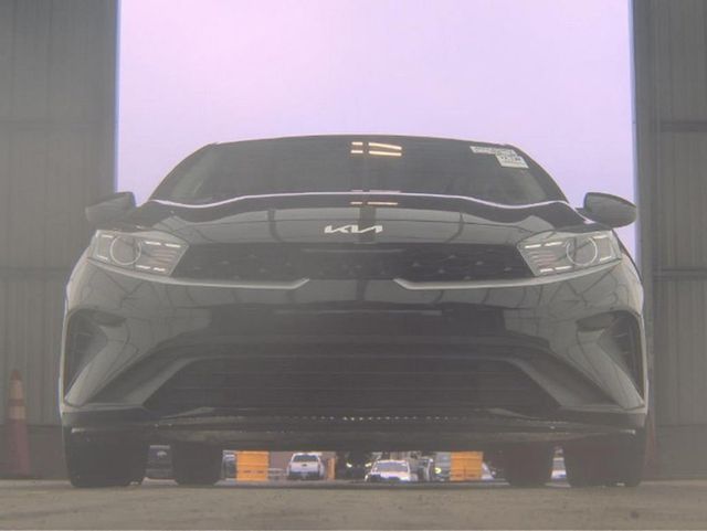 2024 Kia Forte LXS IVT - 22994180 - 3