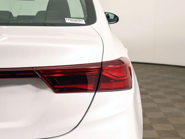 2024 Kia Forte LXS IVT - 22995551 - 13