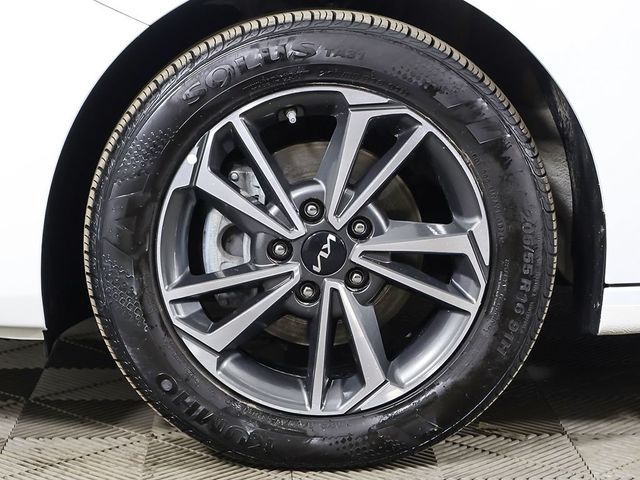 2024 Kia Forte LXS IVT - 22995551 - 18