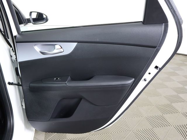 2024 Kia Forte LXS IVT - 22995551 - 22