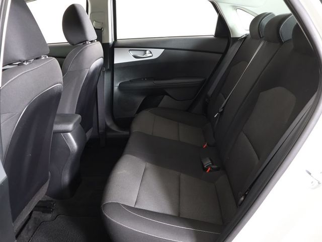 2024 Kia Forte LXS IVT - 22995551 - 29