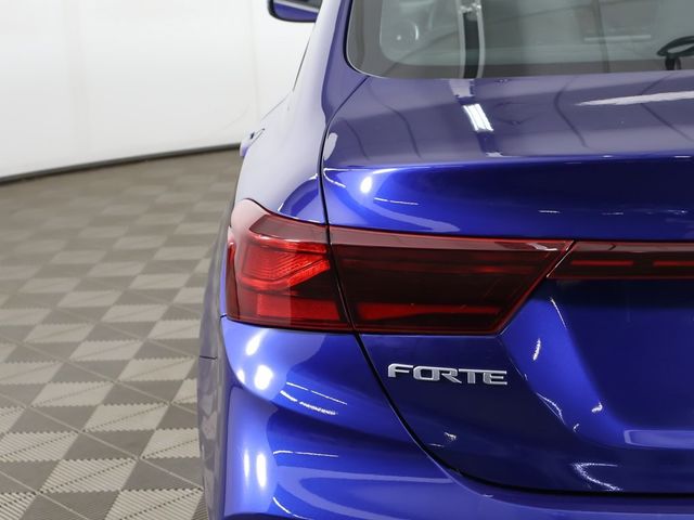 2024 Kia Forte LXS IVT - 22998789 - 13
