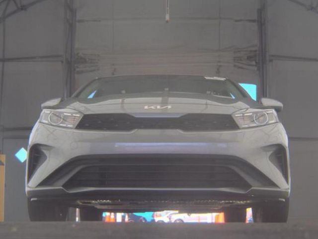 2024 Kia Forte LXS IVT - 23003436 - 3