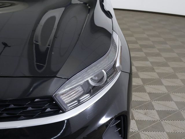 2024 Kia Forte LXS IVT - 23005904 - 11