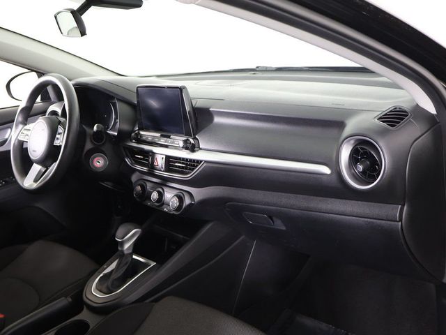 2024 Kia Forte LXS IVT - 23005904 - 24