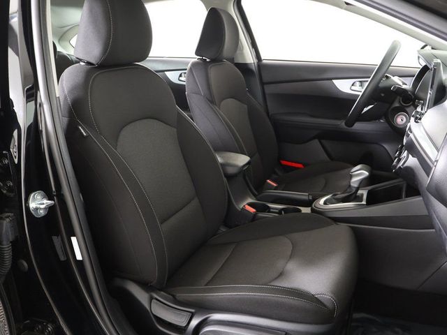 2024 Kia Forte LXS IVT - 23005904 - 26