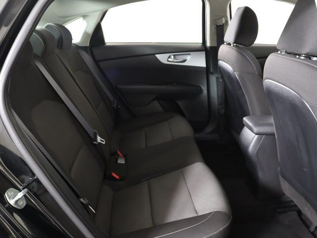 2024 Kia Forte LXS IVT - 23005904 - 30