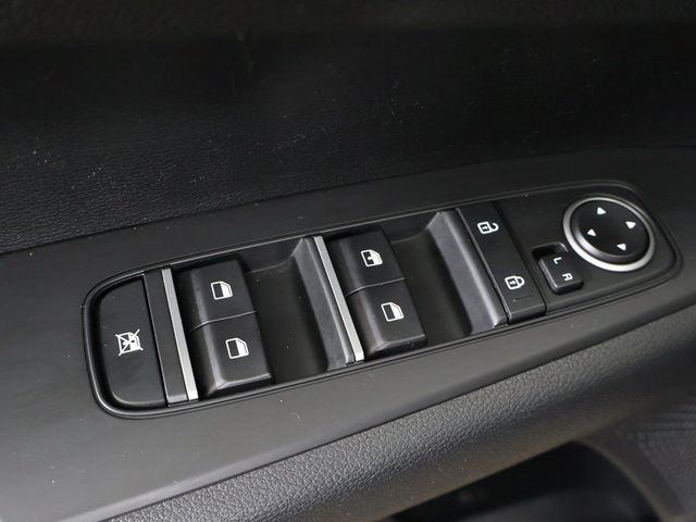 2024 Kia Forte LXS IVT - 23005904 - 32